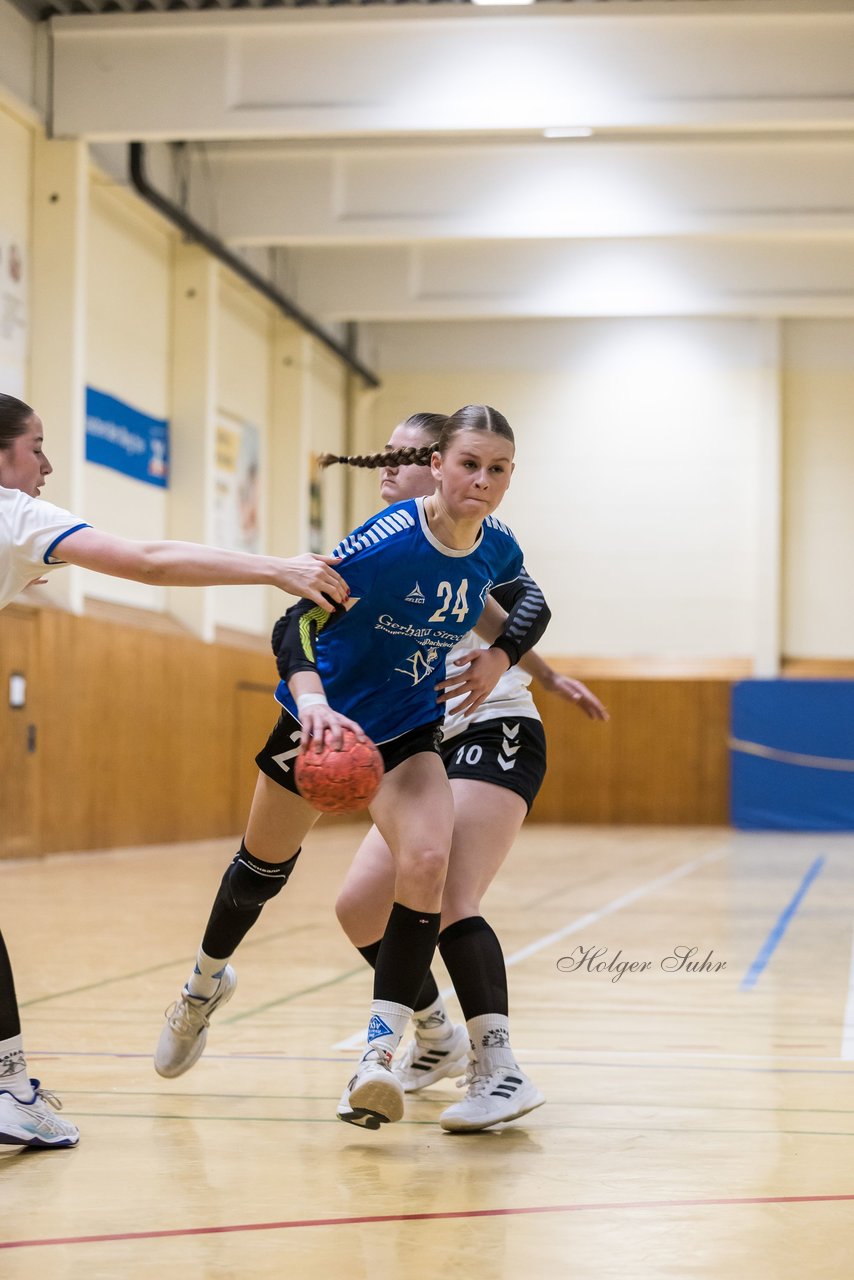 Bild 109 - wBJ TSV Ellerau - HSG Kalkberg : Ergebnis: 30:19